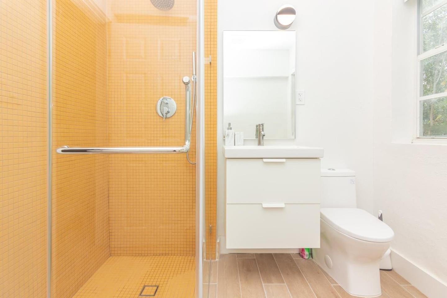 Large Stylish Studio Apartment In El Portal #3 Miami Kültér fotó